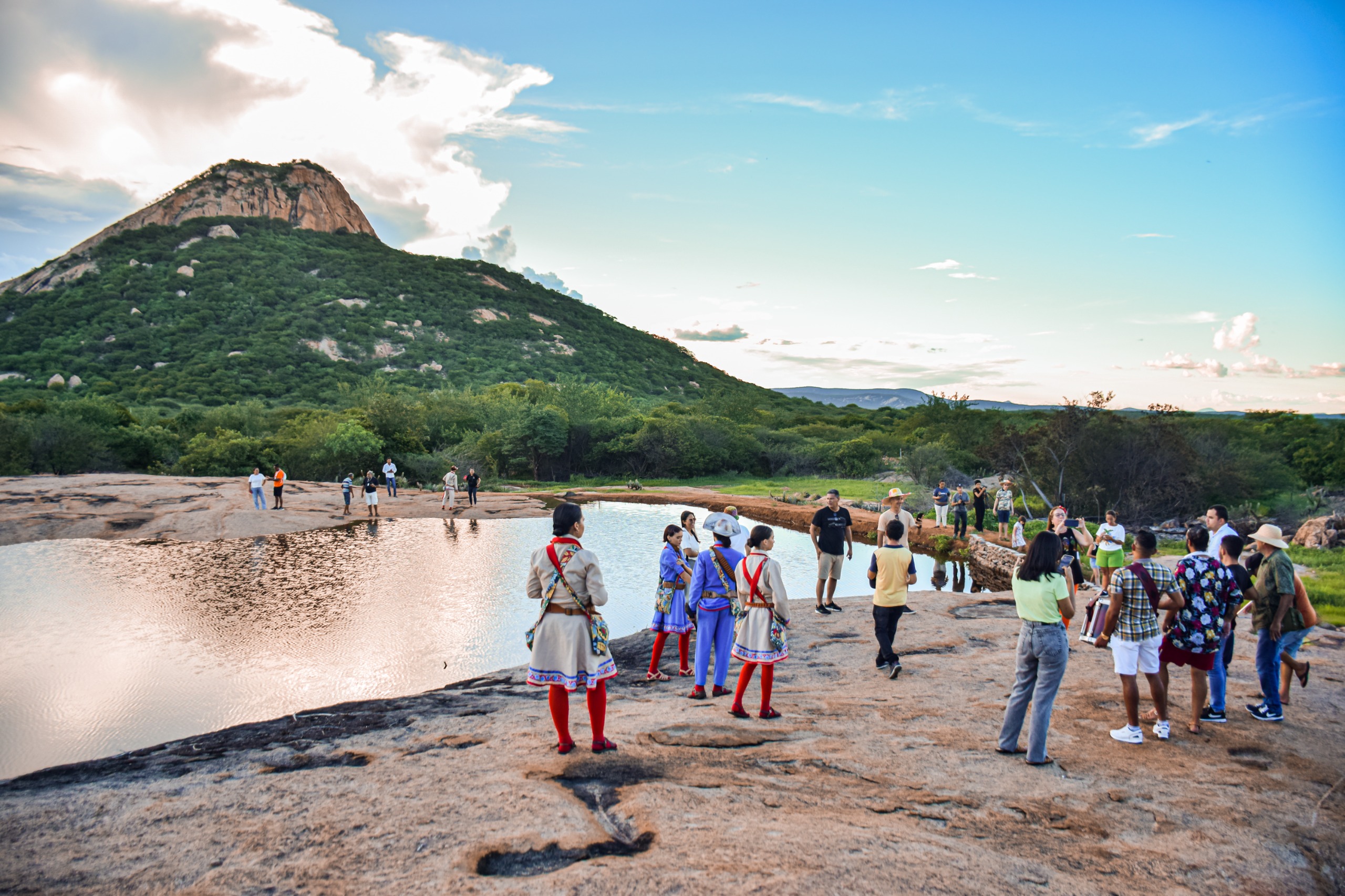 Jornalistas e agentes de turismo visitam São Mamede para conhecer os roteiros turísticos locais