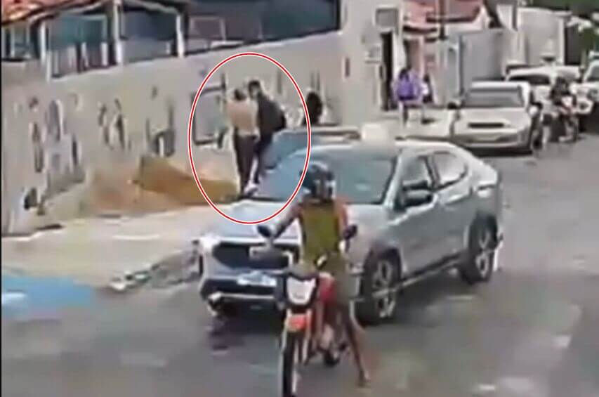 Policial militar reformado preso por matar professor diz sofrer de problemas mentais e alega que não lembra do momento do crime