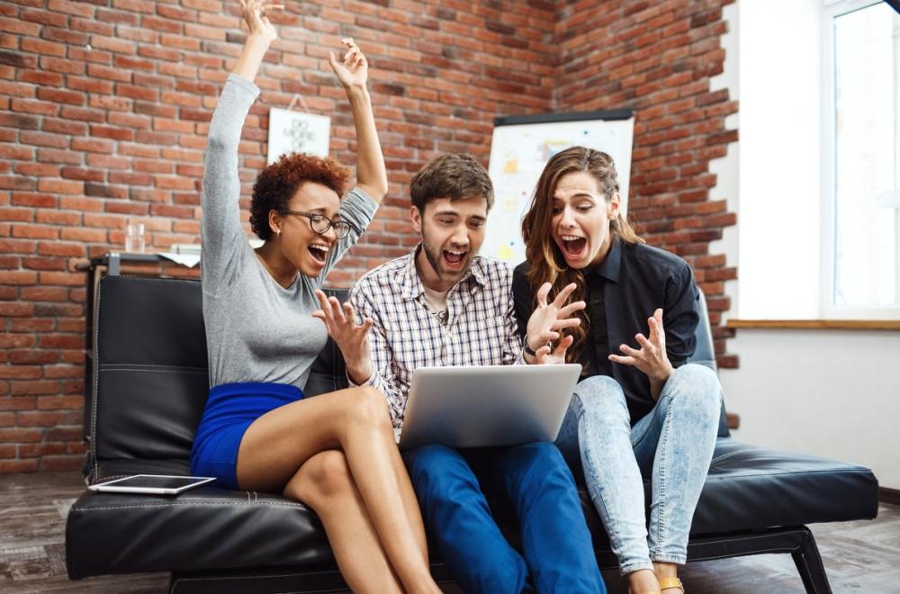 Viver e aprender, a máxima aplicável à diversão online