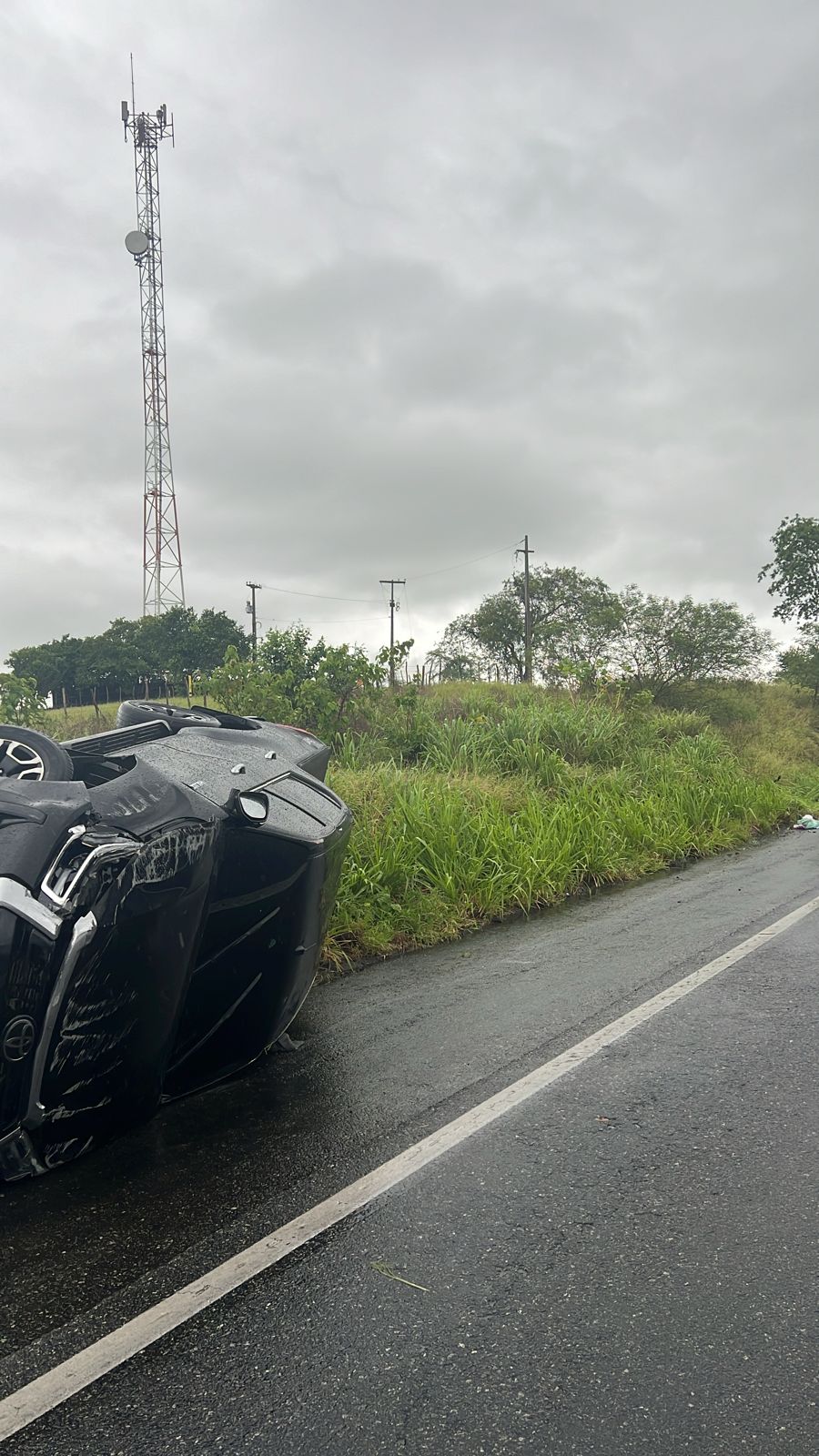 Tragédia na Paraíba: três pessoas morrem atropeladas na BR-230 após tentar ajudar motorista que capotou veículo