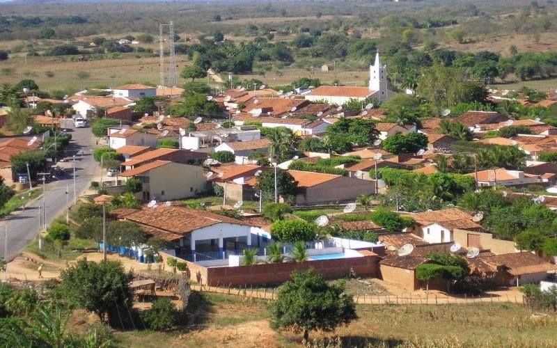 TJPB condena prefeito do Sertão por contratações irregulares