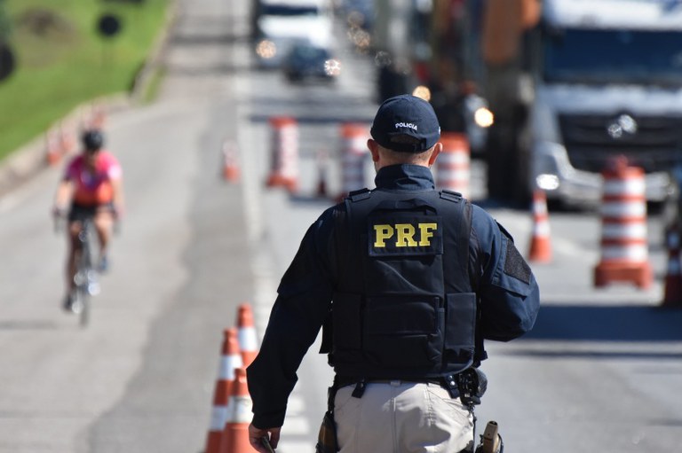 Operação Semana Santa: PRF intensifica a fiscalizações nas rodovias federais do Sertão a partir desta quinta-feira (28)
