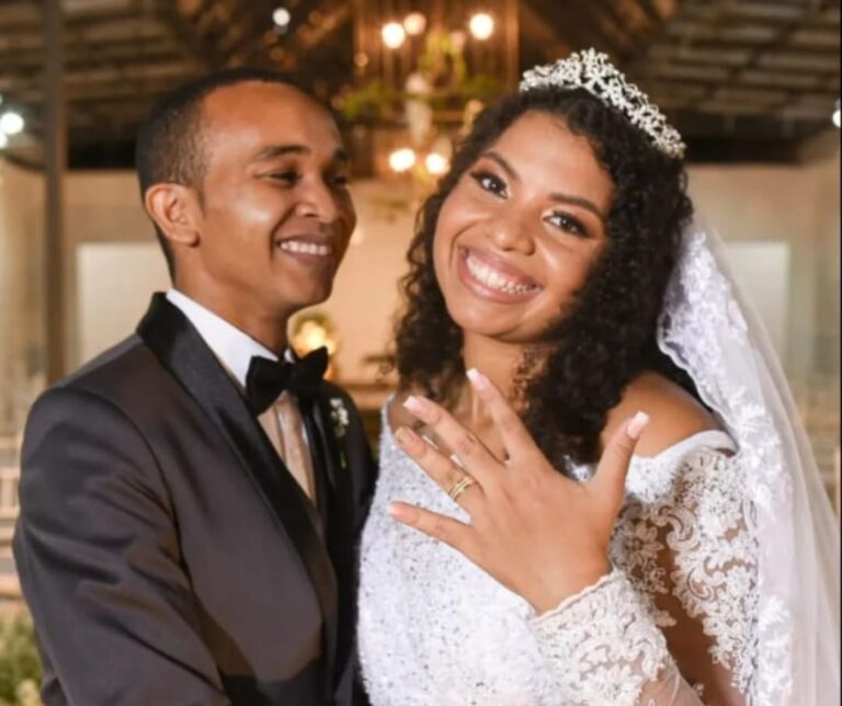 Casal morre e familiares ficam feridos após carro ser atingido por caminhão em Conde