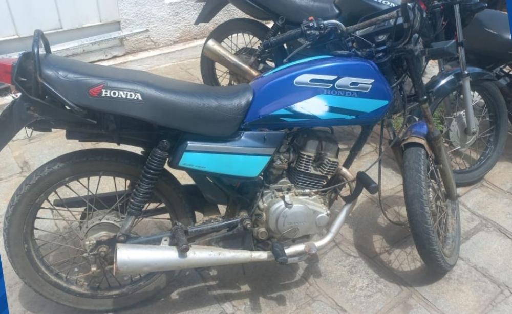 Destacamento de Malta age em apreensão de motocicleta com motor adulterado
