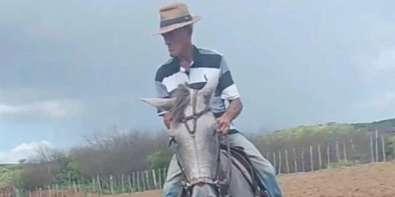 Tragédia: homem morre ao cair de cavalo durante treino de vaquejada em Ibiara-PB