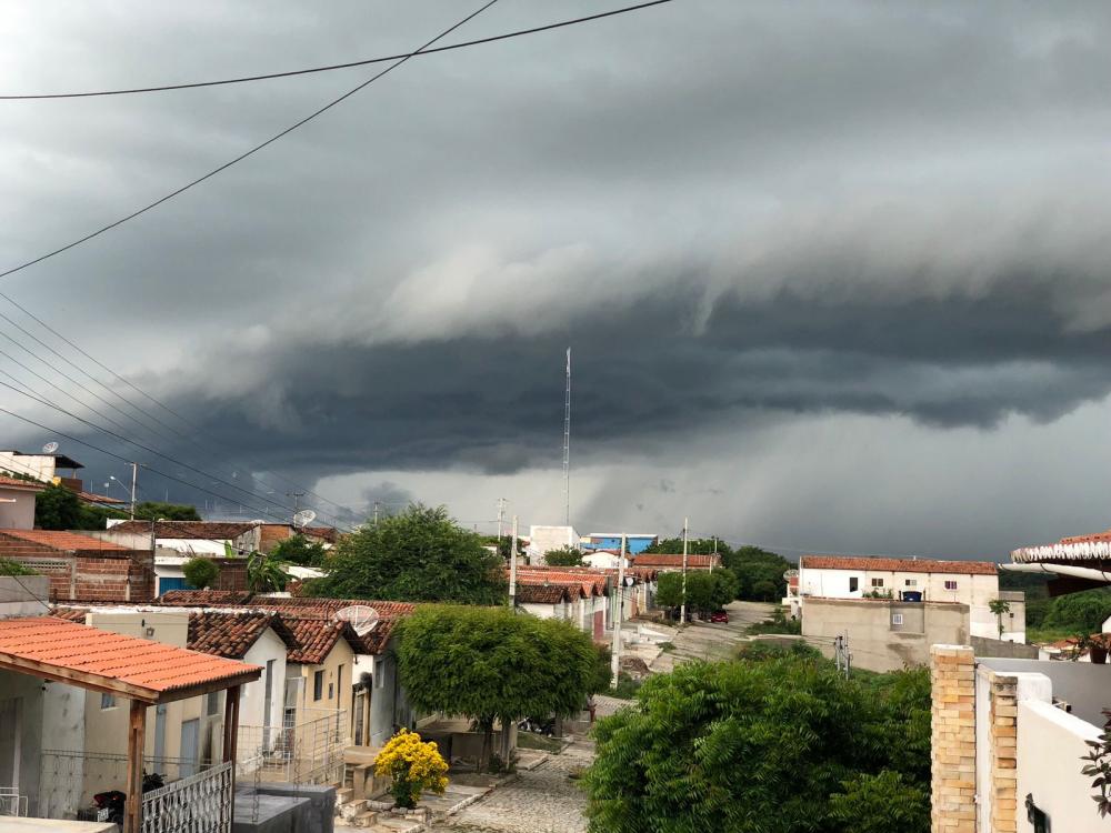 Inmet emite alertas de chuvas intensas para toda a Paraíba
