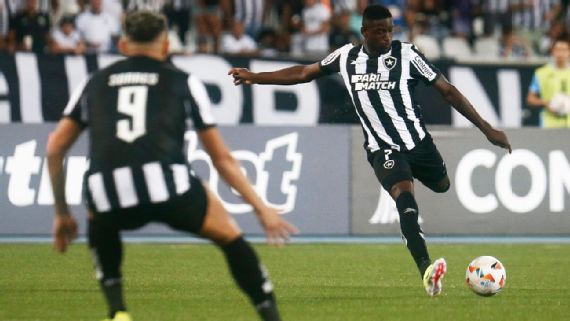 Botafogo é atropelado pelo Junior sob olhares de novo técnico e começa fase de grupos da Libertadores com derrota pesada