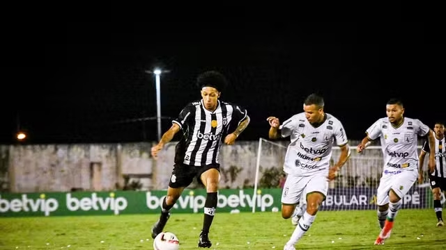 Sousa administra vantagem, segura o Treze no Amigão e chega à final do Paraibano pelo segundo ano consecutivo