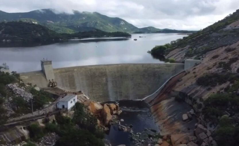 Açude Gargalheiras, no RN, volta a transbordar após 13 anos e sertanejos comemoram; veja vídeo