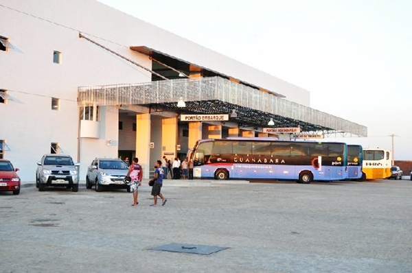 Mulheres passam a ter preferência de viajar próximas a outras mulheres em ônibus intermunicipais, na Paraíba