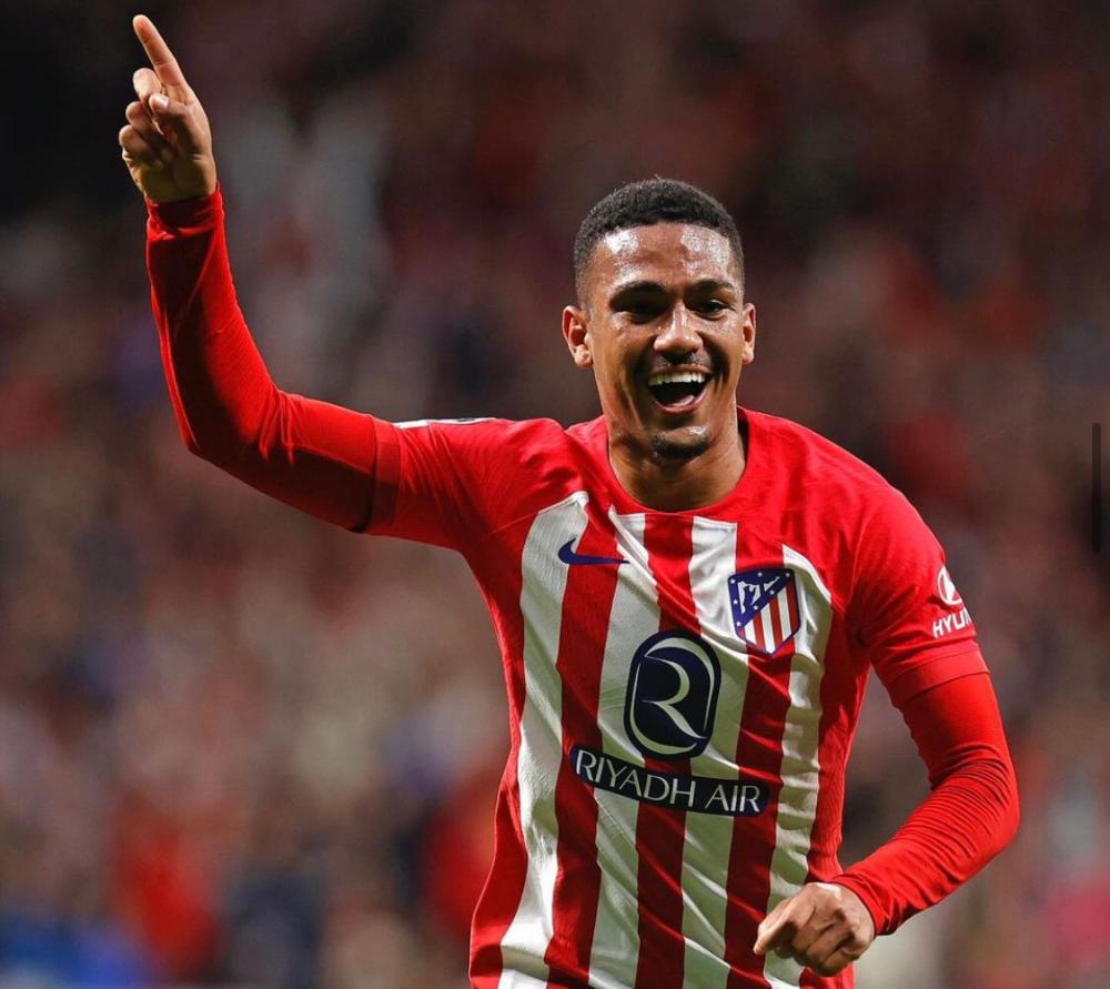 Samuel Lino marca, Atlético de Madrid vence Dortmund e larga na frente por vaga na semi da Champions