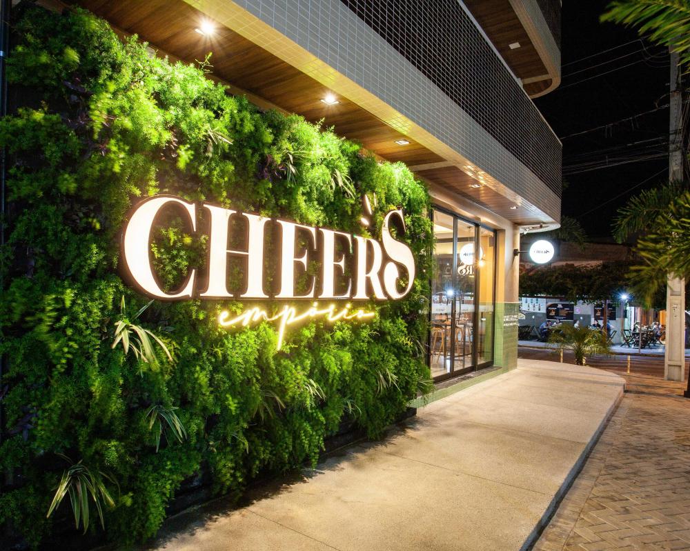 Cheers Empório: Um Ano Brindando à Gastronomia e Sofisticação em Patos