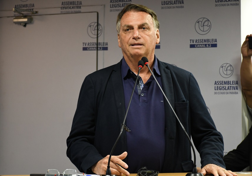 Ex-presidente Jair Bolsonaro recebe Título de Cidadão Pessoense e Paraibano