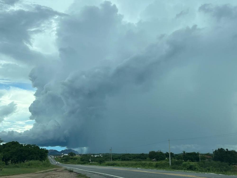 Alerta de chuvas e ventos intensos em municípios da PB para o fim de semana; Patos e região podem ter chuva