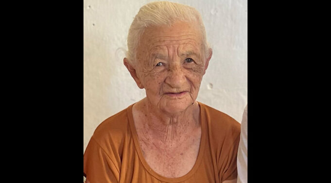 Familiares comunicam o falecimento da senhora Rita Bernardo dos Santos, residente em Quixaba