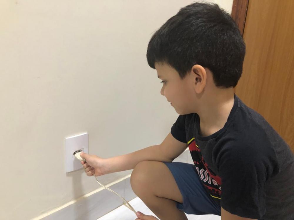 Confira dicas de segurança para evitar acidentes com a rede elétrica