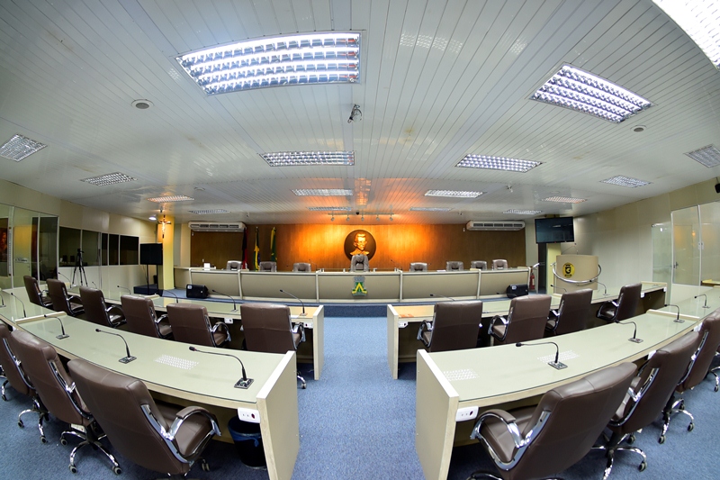 Após Patos, vereadores de Campina Grande aprovam projeto de lei para aumentar o próprio salário