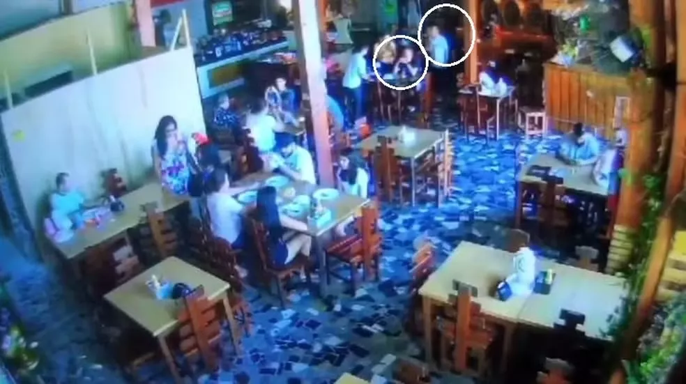 Garçom mata vereador e deixa dois homens feridos em restaurante no Ceará; veja vídeo