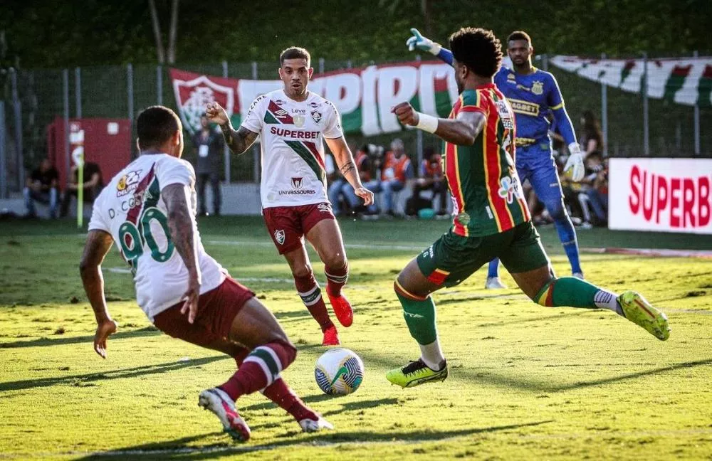 Time misto do Fluminense vence Sampaio Corrêa e sai na frente na Copa do Brasil
