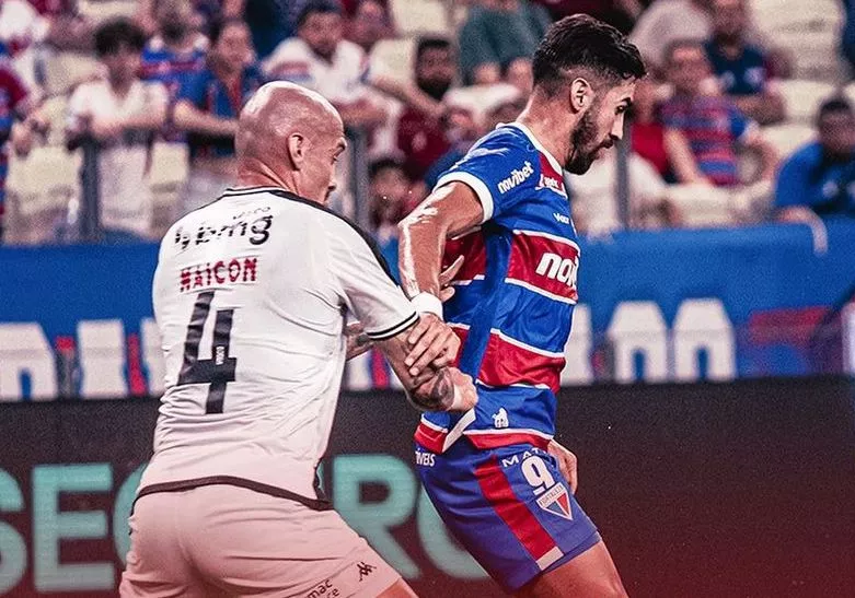 Léo Jardim 'salva' no Castelão, Vasco segura pressão do Fortaleza e arranca empate pela Copa do Brasil