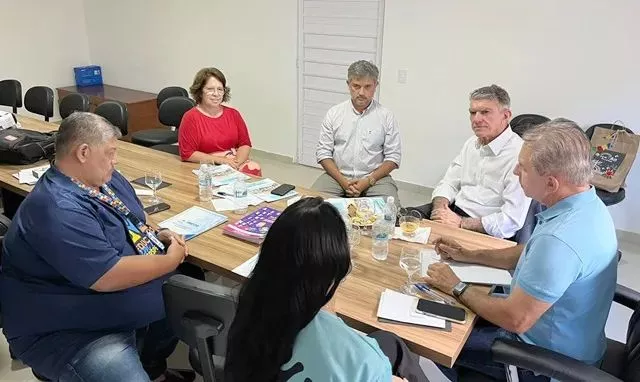 Presidente da Associação Bem Comum visita Patos e comemora resultados alcançados pelo META Aprender