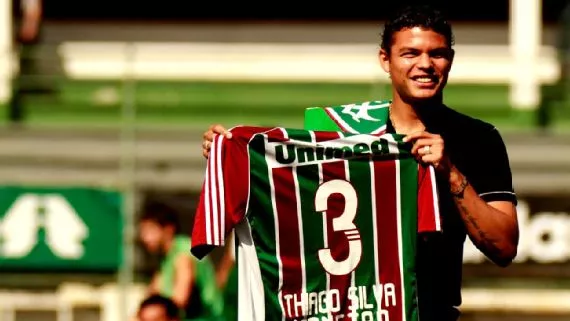 Fluminense acerta a contratação de Thiago Silva, que retorna ao clube após 16 anos