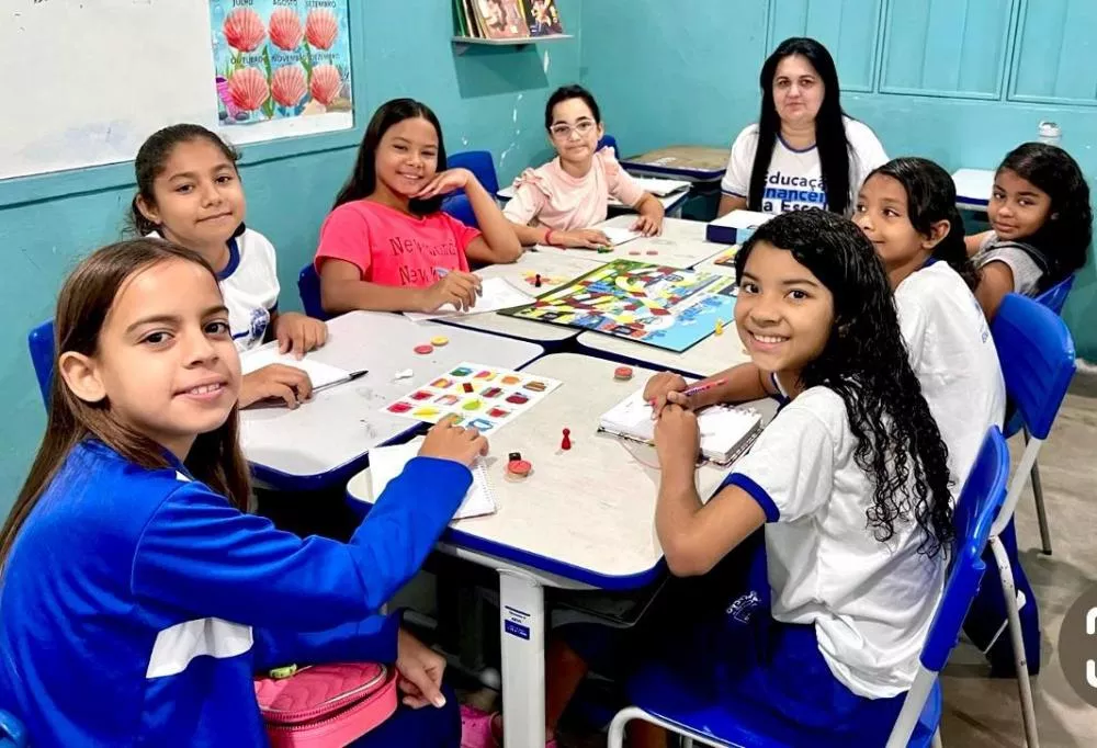 Prefeitura de Patos leva Educação Financeira para escolas através de jogos, diversão e aprendizado