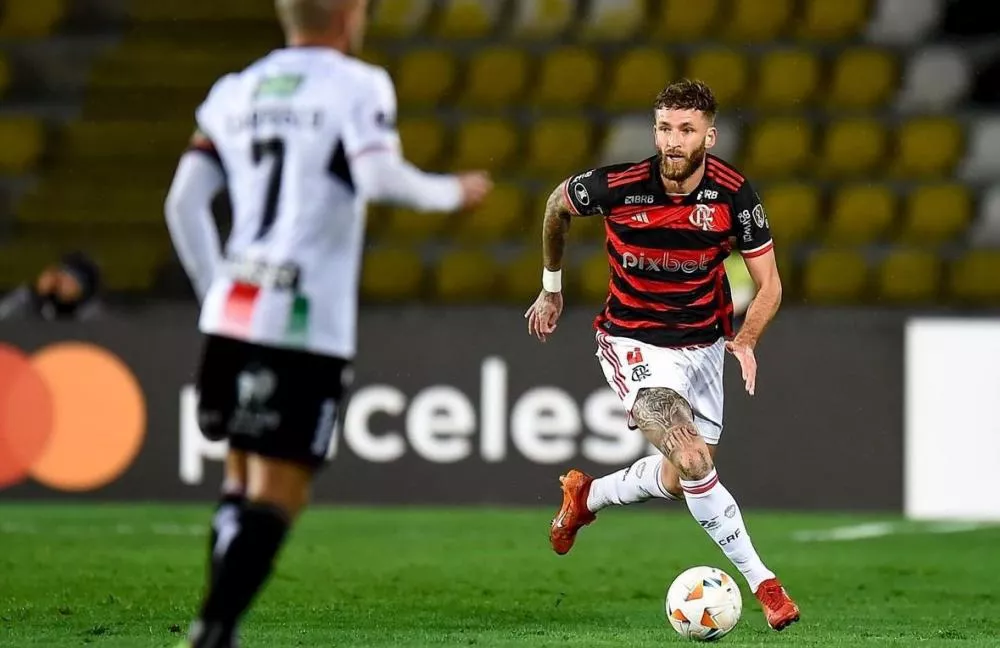 Flamengo perde para o Palestino, se complica na Libertadores e vê pressão aumentar em Tite