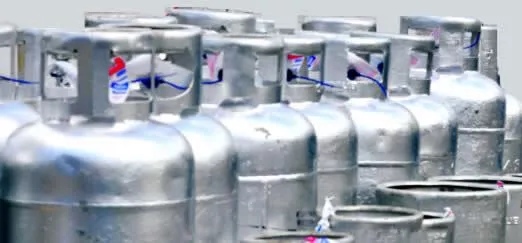 Procon/Patos divulga pesquisa de preço de gás de cozinha, água mineral e água adicionada de sais