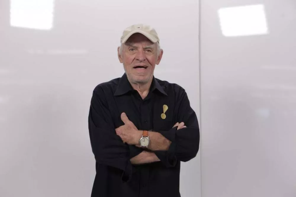 Morre aos 89 anos o narrador esportivo Silvio Luiz 