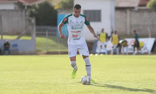 Botafogo-PB atende pedido de Piza e anuncia novo zagueiro