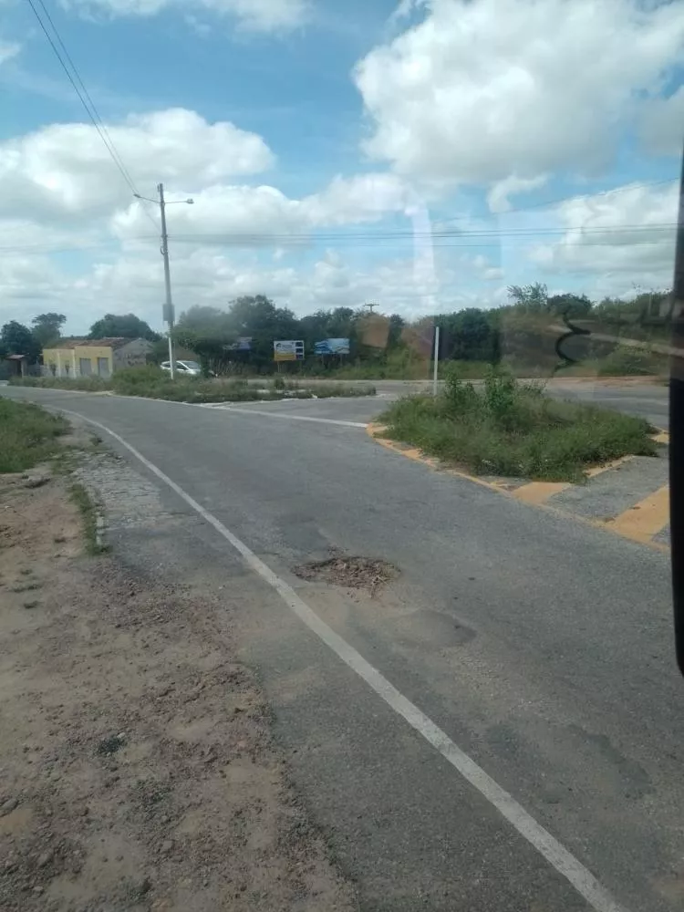 Motorista diz que antes de se pensar em uma nova estrada para a Serra do Teixeira é preciso cuidar da que já existe