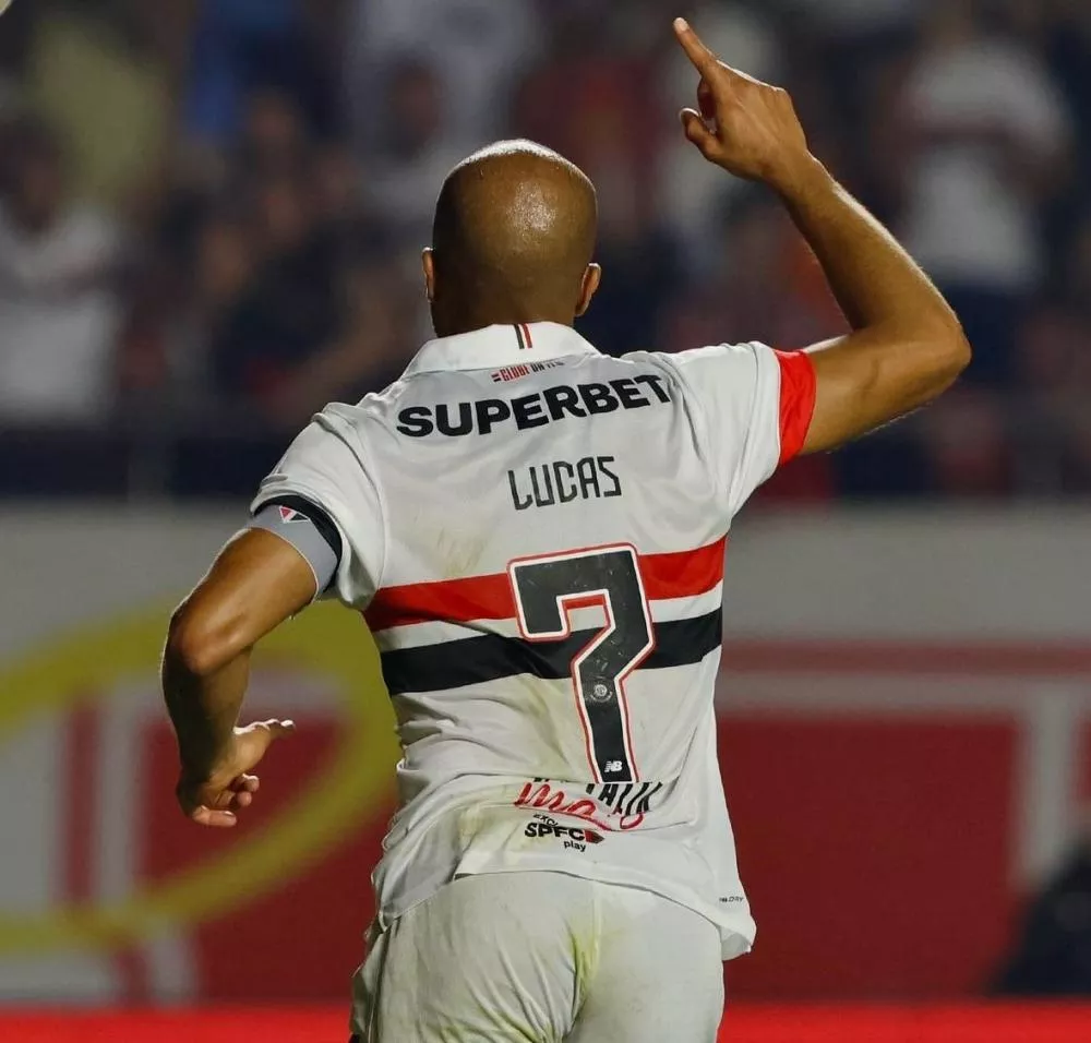 São Paulo poupa mais de meio time, vence Águia sem dificuldade e carimba vaga nas oitavas da Copa do Brasil