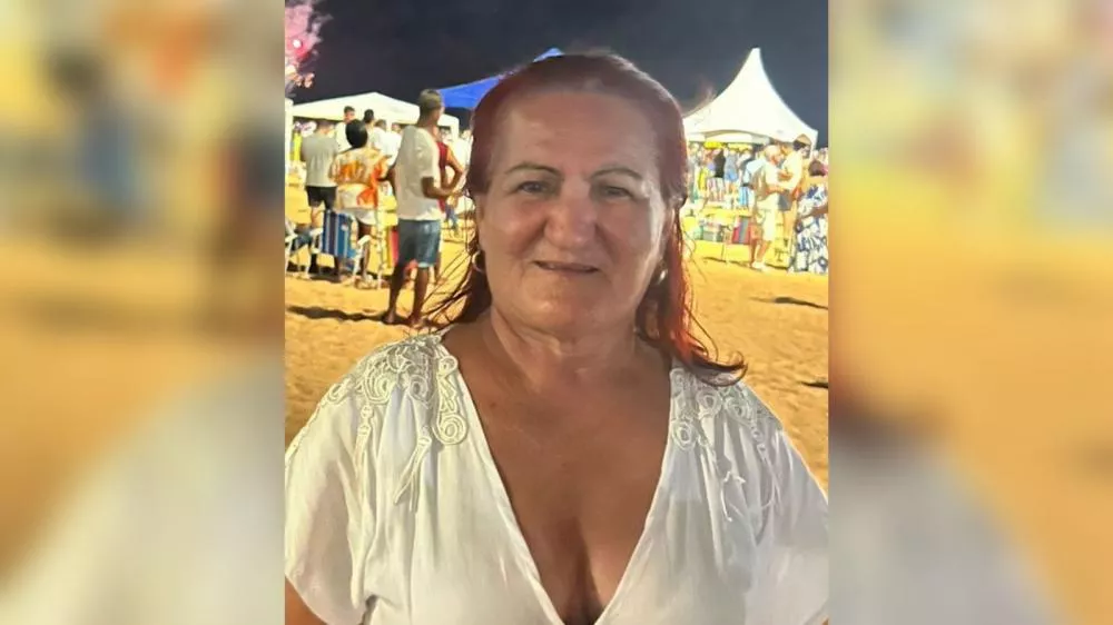Familiares comunicam o falecimento da senhora Lindalucia Lacerda dos Santos (Lúcia)