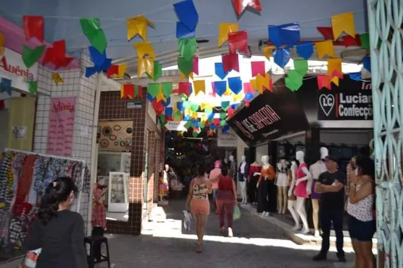 Proposta de reajuste salarial dos comérciários de Patos e região é de R$ 1.612,00