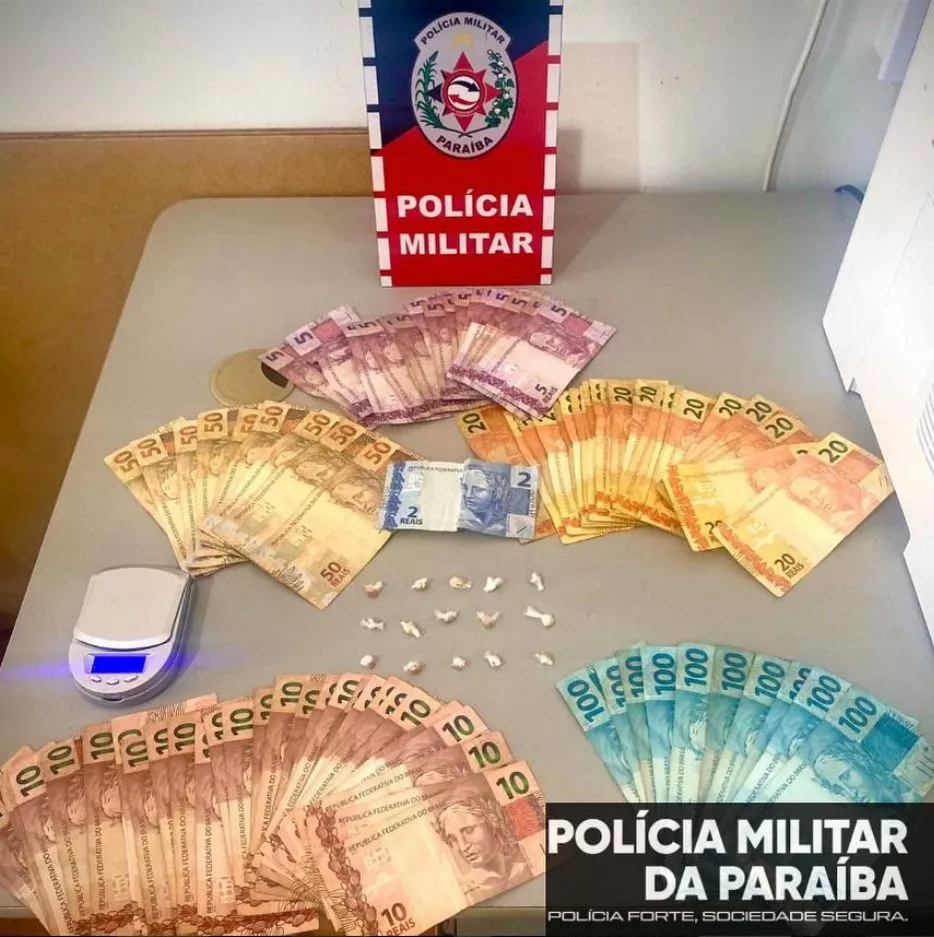 Polícia Militar prende casal por tráfico de entorpecentes no Centro de Patos, nesta segunda-feira (27)