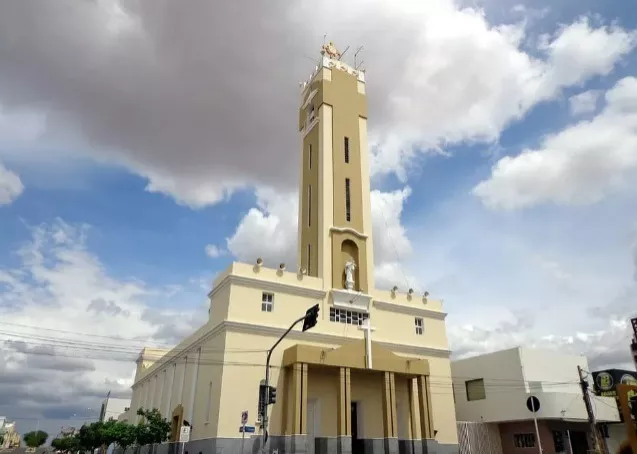 Pároco da Catedral de Patos convida população para celebração de Corpus Christi nesta quinta-feira (30)