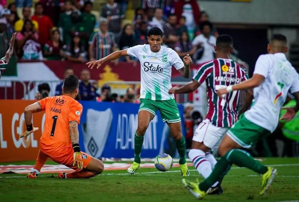Com falha de Fábio, Fluminense cede empate ao Juventude no Brasileirão