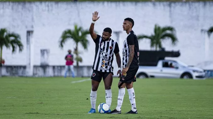 Botafogo-PB recebe o Athletic na noite desta segunda (03), em confronto que vale a liderança da Série C