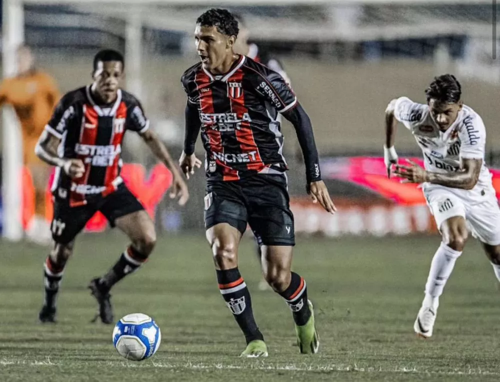 Botafogo-SP anota dois golaços, e Santos perde a segunda seguida na Série B
