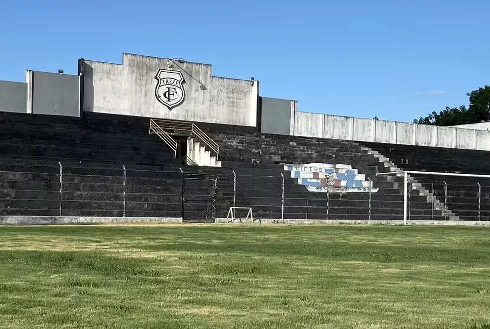 Treze ajusta estatuto e pode receber propostas para virar SAF