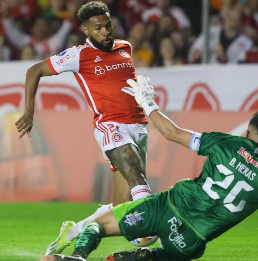 Alario faz gol 'mais importante do ano', Inter vence o Delfín e pega o Rosario Central no playoff da Sul-Americana