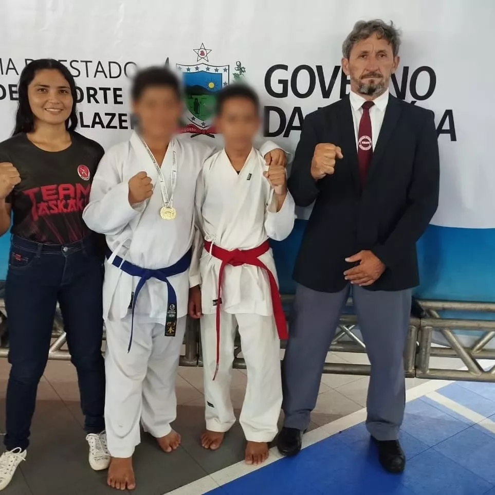 Jovem atleta de Patos brilha em Campeonato de Karatê e garante vaga na Etapa Nacional
