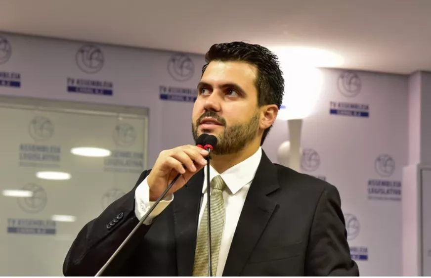 Governador da PB, João Azevêdo, nomeia Wilson Filho como novo secretário de Educação