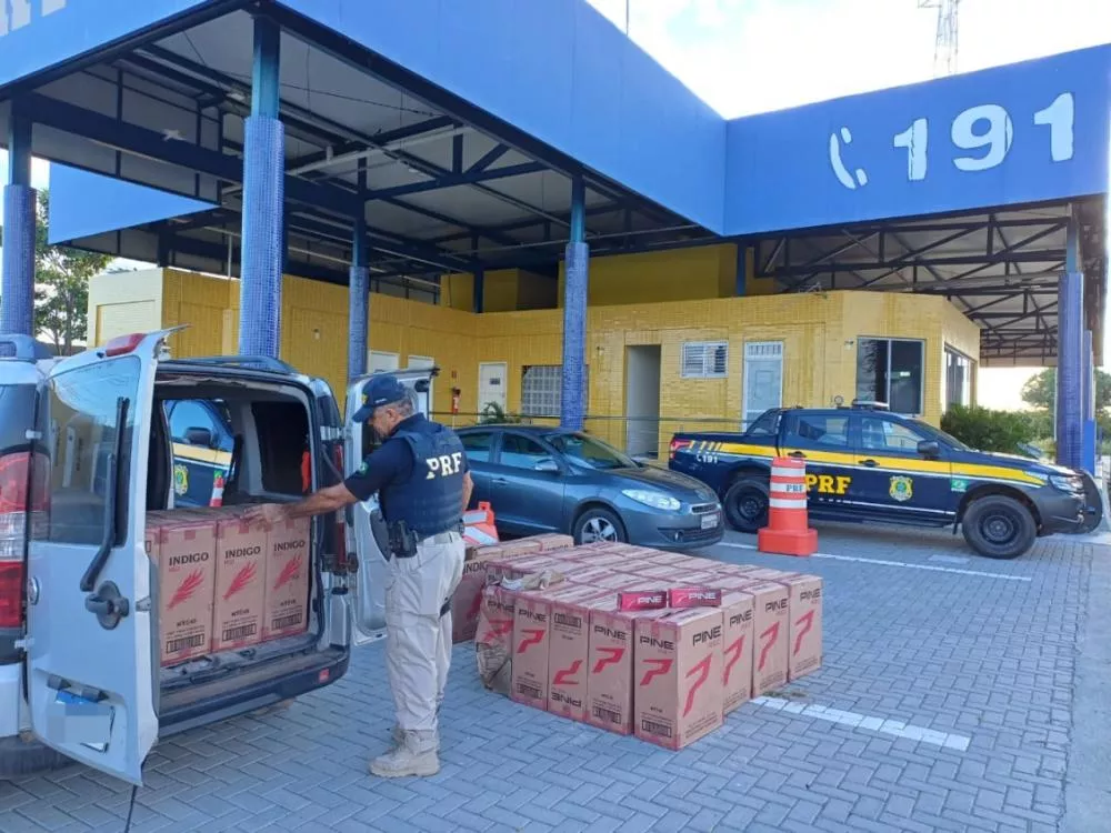 Polícia Rodoviária Federal apreende 17.500 maços de cigarros contrabandeados em São Mamede