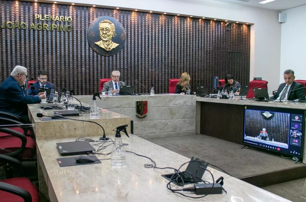 TCE-PB envia à Justiça Eleitoral lista de políticos que tiveram contas reprovadas; veja relação