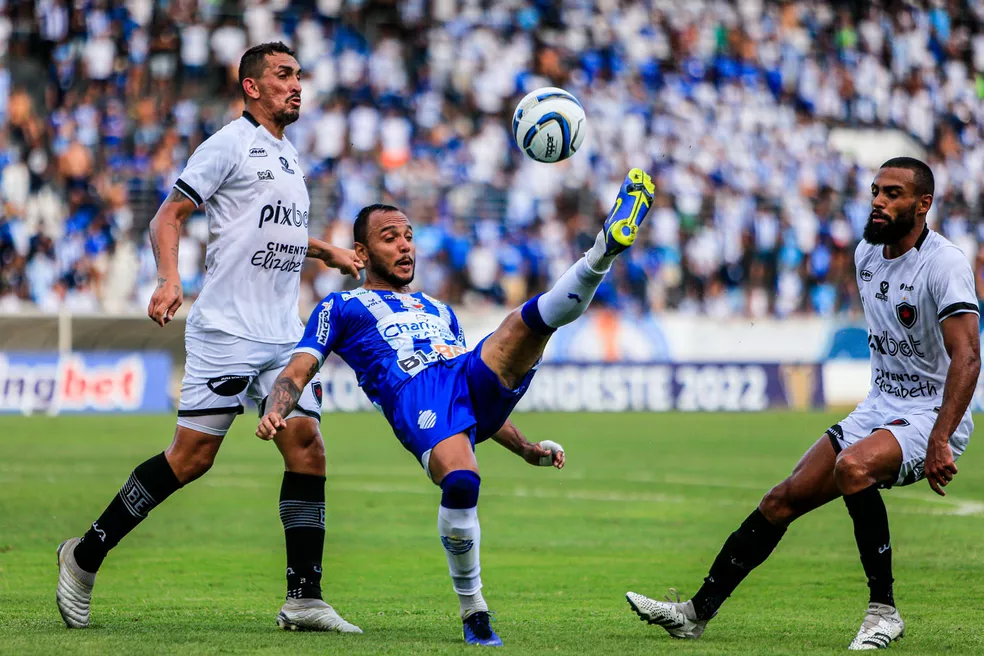 CSA e Botafogo-PB fazem duelo 40 em confronto equilibrado