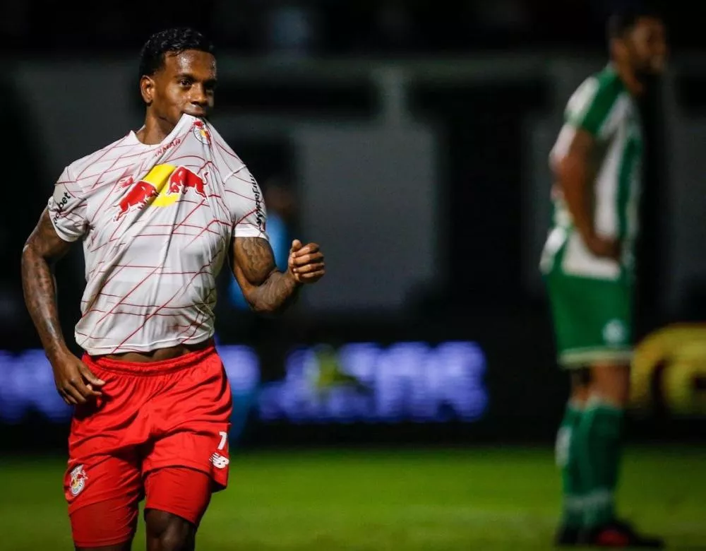 Com um a menos, Red Bull Bragantino vence Juventude pelo Brasileirão