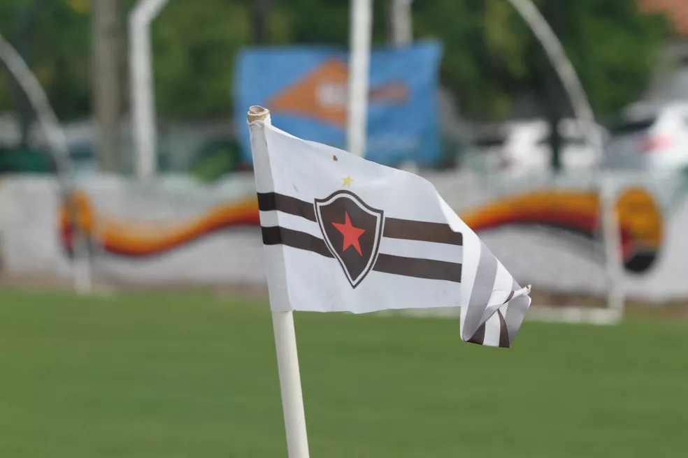 Botafogo-PB reúne Conselho Deliberativo e investidores para discutir proposta de SAF