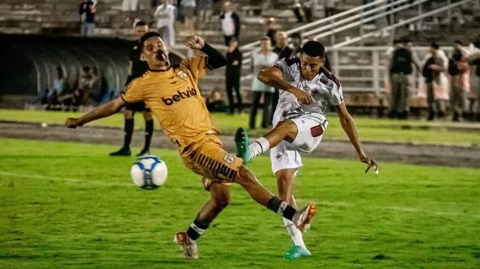 Com time mexido, Treze fica no empate em casa com o Atlético Cearense em jogo com polêmicas de arbitragem